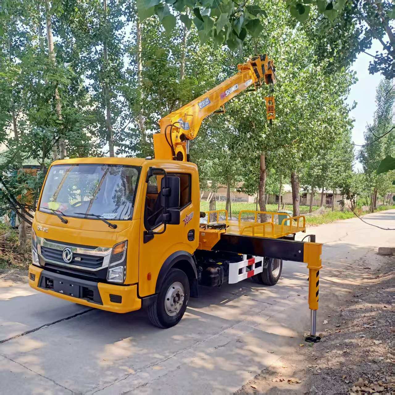 5吨蓝牌随车吊 可上户支持分期 平板吊运输车 建筑起重机