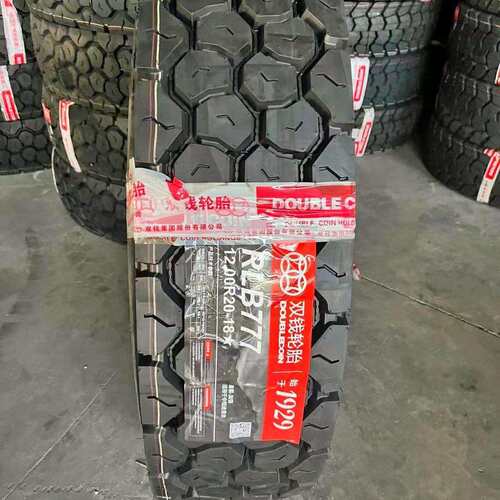 双钱卡客车轮胎 8.25R16LT轮胎 RLB777花纹 卡车客车货车轮胎