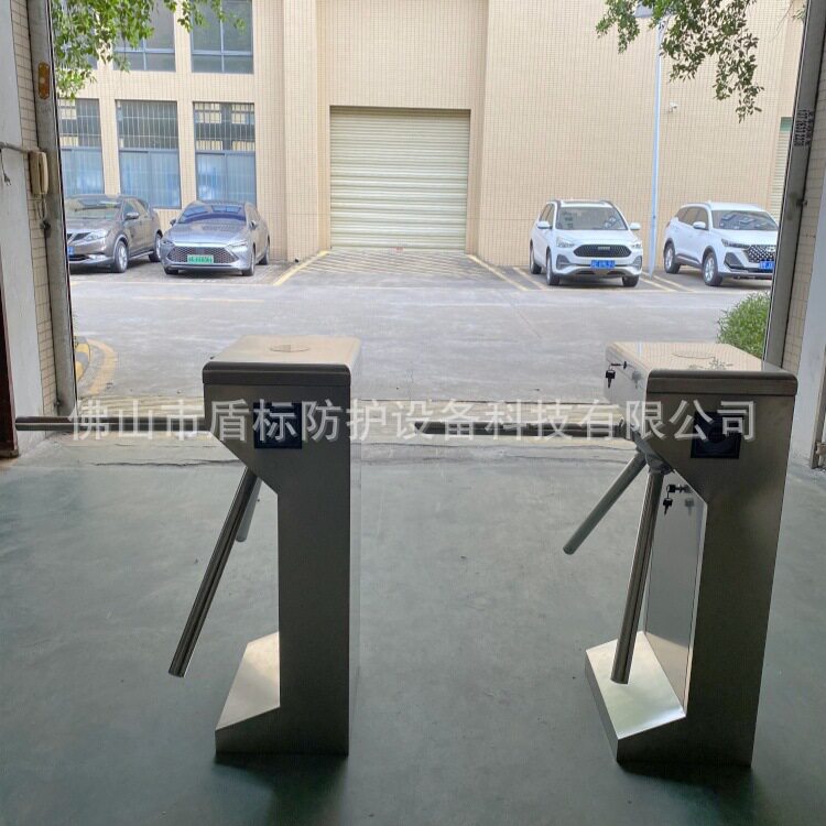 超市出口单向三辊通道 半高出口通道滚闸机 酒店刷卡进出三杆辊闸