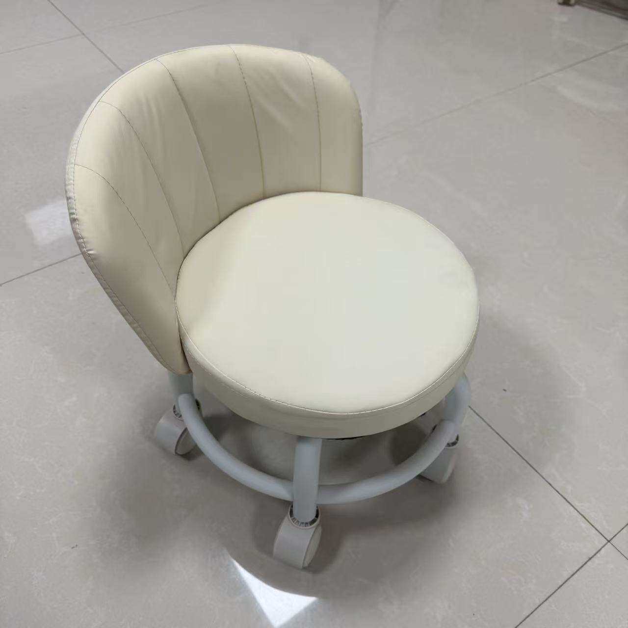 万向轮靠背小凳子滑轮矮凳可旋转移动椅子家用小型板凳出租房凳子