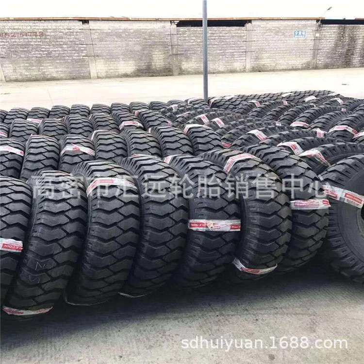 双钱卡车轮胎12.00-20 20层级1200R20抗载专用轮胎