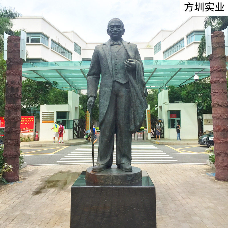 大型室外玻璃钢名人文化雕塑
