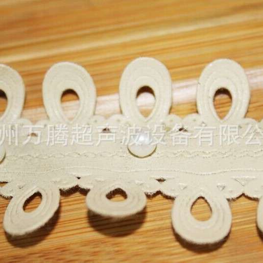 PU皮 丝绒带压花机 靠垫压边用橙色织带花边装饰带花边机器