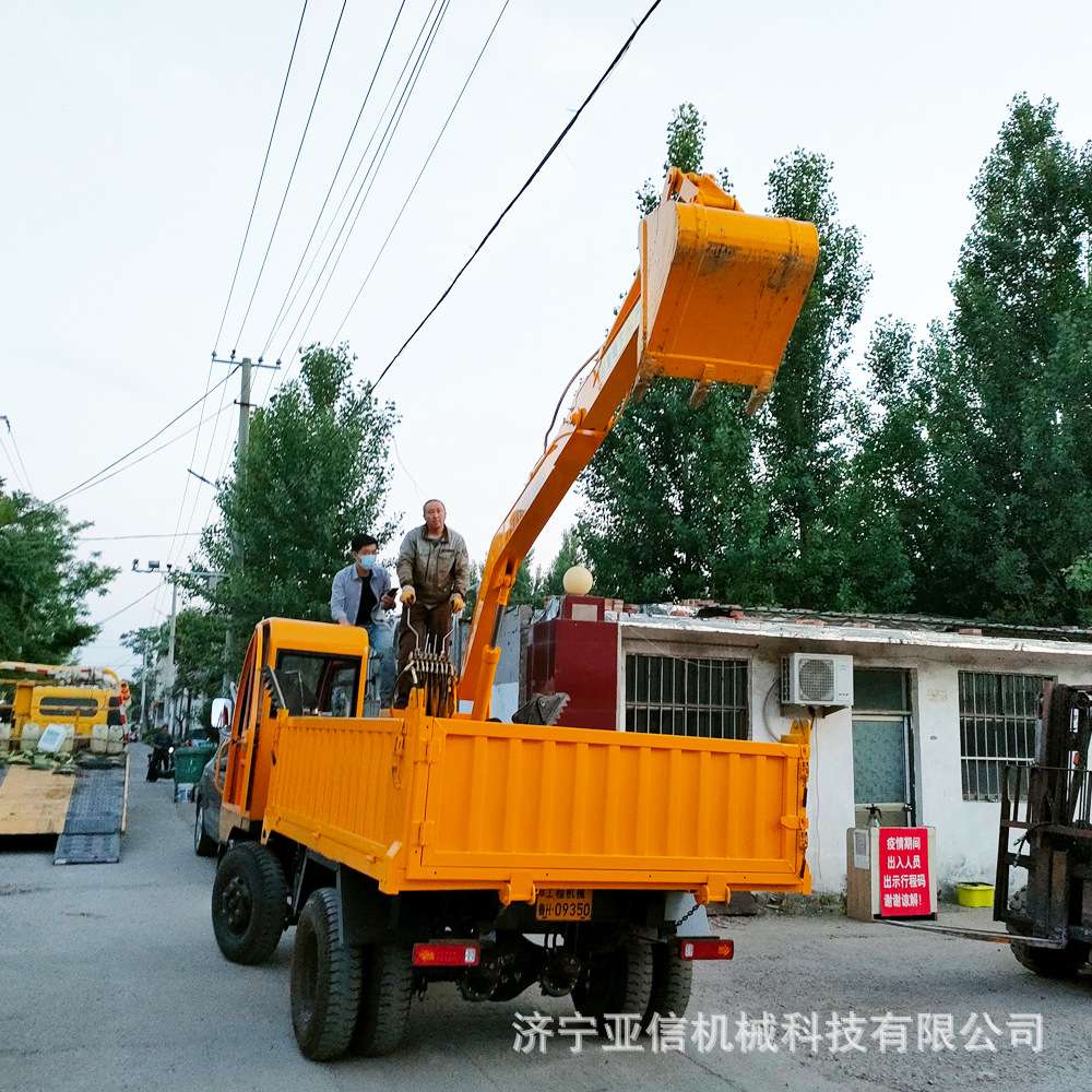 15吨四不像随车挖 改装多功能四轮随车挖机 吊抓挖一体机