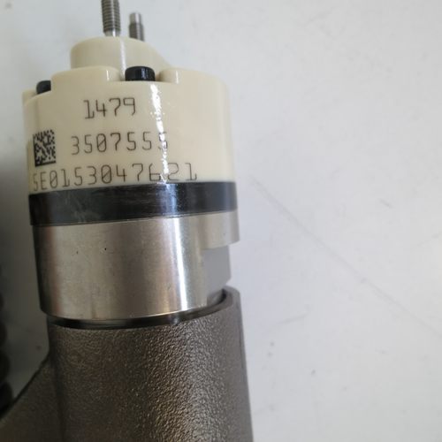 卡特工程机喷油器总成350-7555