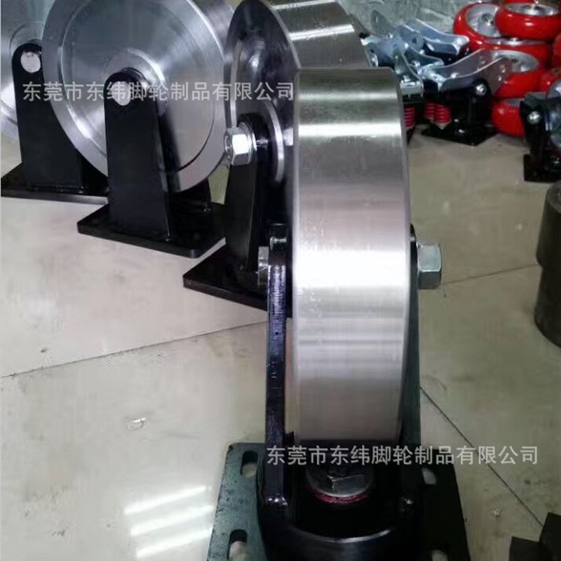 可生产4~12寸直径100~3v00钢制万向滚轮 锻钢超重型脚轮 承重3~20