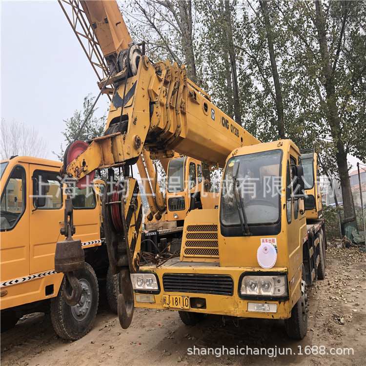 20吨徐工吊车 小型吊车  汽车吊 徐工20吊机无手续出口