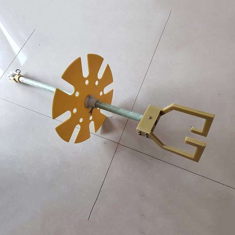 防触电检修横担挂架多用途工具放置器材电力施工操作杆托架