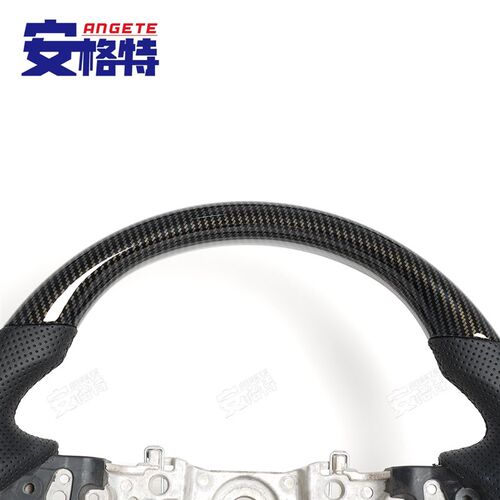 适用丰田Toyota NoahVoxy90 Innova ZENIX仿碳纤维汽车.方向盘改