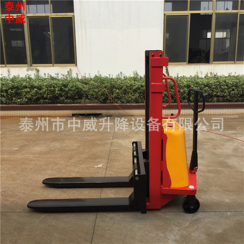 集装箱堆高车半电动装卸s叉车 油压电动升高叉车 泰兴堆高搬运车