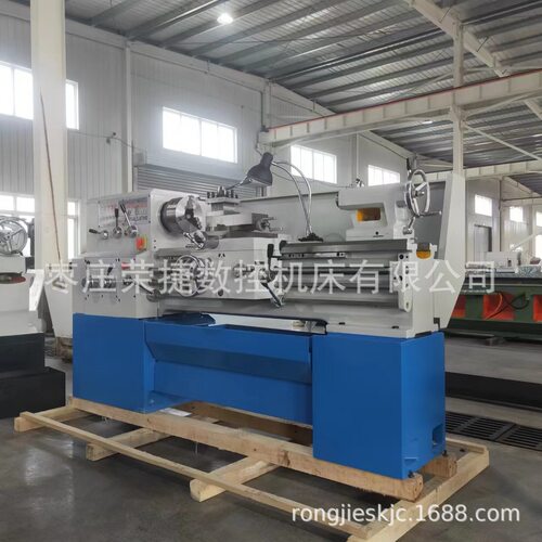 C6136家用小型普通车床操作简便