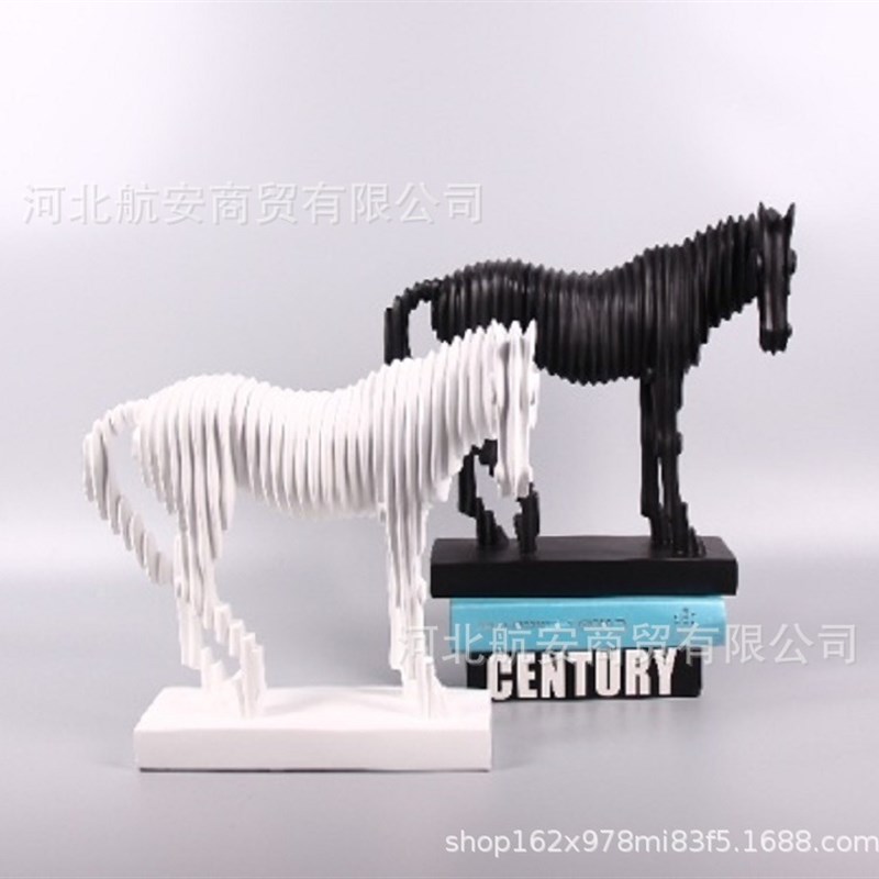 现代简约树脂马摆件n样板房售楼处桌面茶几抽象马软装工艺品摆设
