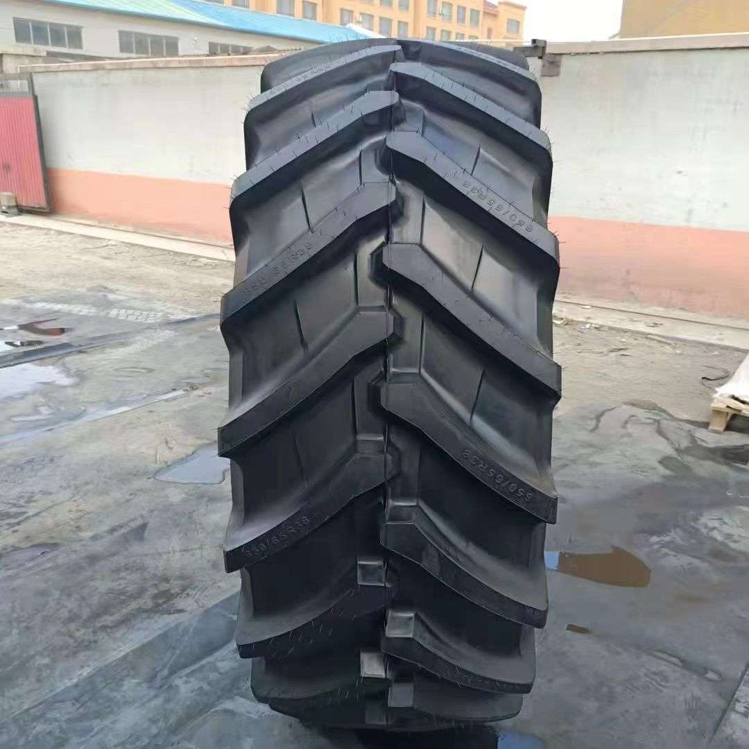 大马力拖拉机子午线轮胎280 380 420 460 520/85R24 26 28 30 34