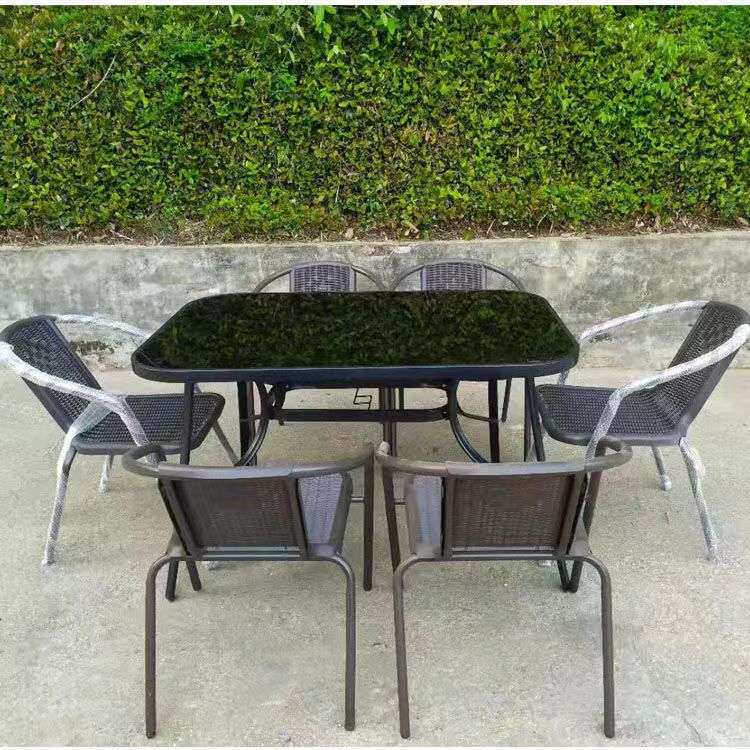 新品户外藤编桌椅新款铁艺家具钢化玻璃阳台休闲太阳伞组合咖啡厅