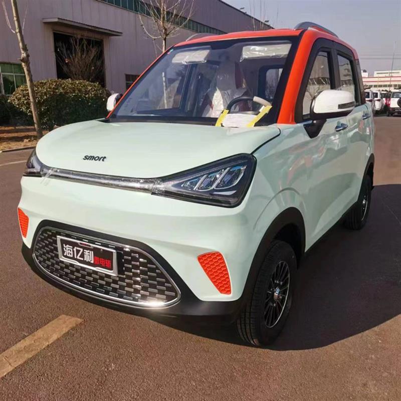 新能电动四轮车汽车成人家用油电两用代步车全封闭小型电瓶轿车