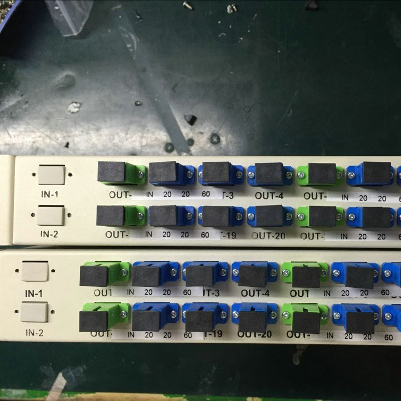 1分4 1分8 1分16 1rU19寸标准机箱 PLC光分路器光分器机架非均分
