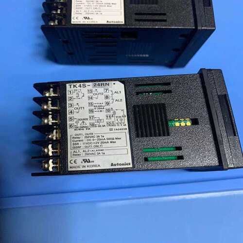 奥托尼克斯温度控制器TK4S-B4RN TK4S-24RN TK4S-14RN 中山君菱