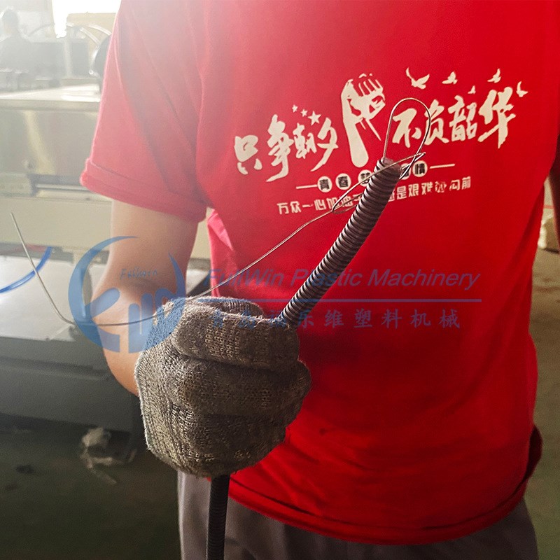 可穿铁丝 线缆h保护套pe pp eva高速单壁波纹管生产线 规格齐全