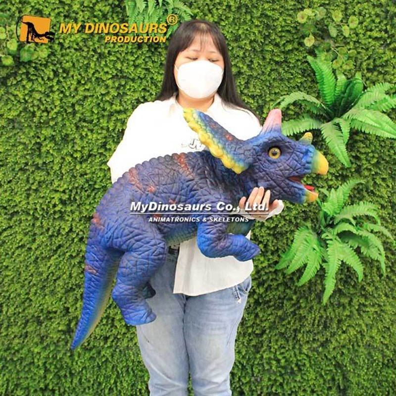 自贡设计 仿真三角龙恐龙手偶玩具O摆件 儿童大人互动