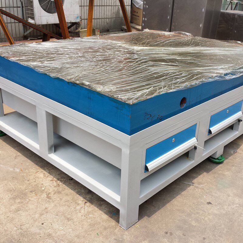 模具钳工平台 加厚钢板焊接平板工作桌 飞模台维修钳工桌子交货期