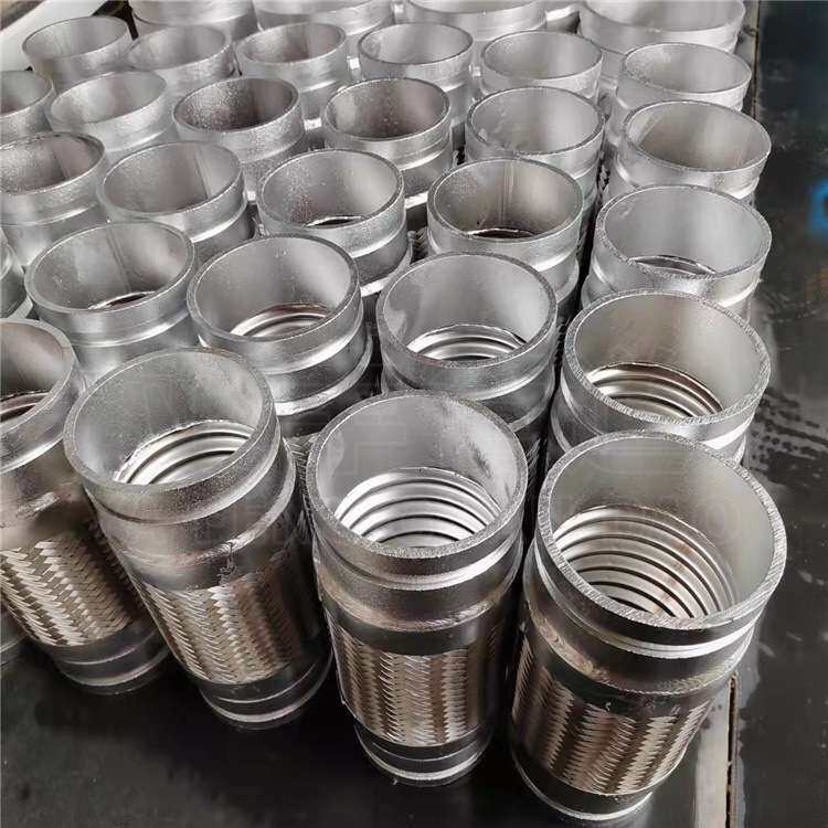 供应通用型波纹补偿器 管道金属不锈钢伸缩节 沟槽软管厂家