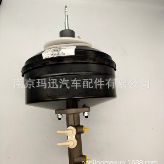 南汽跃进超越C300/C500刹车泵
