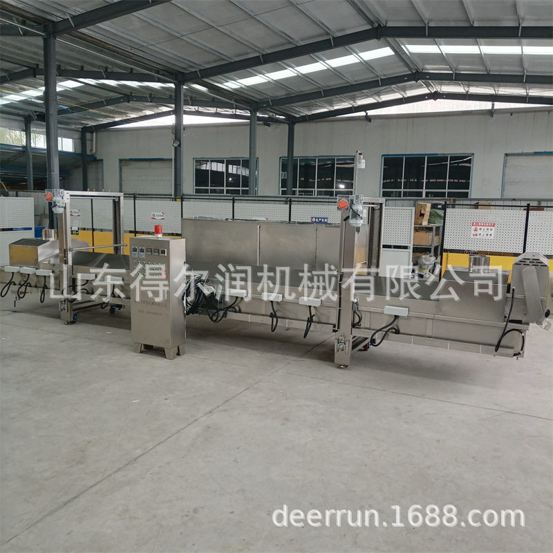 全自动蔬菜丸子油炸机成型肉圆油炸流水线摇摆均匀入料不粘连