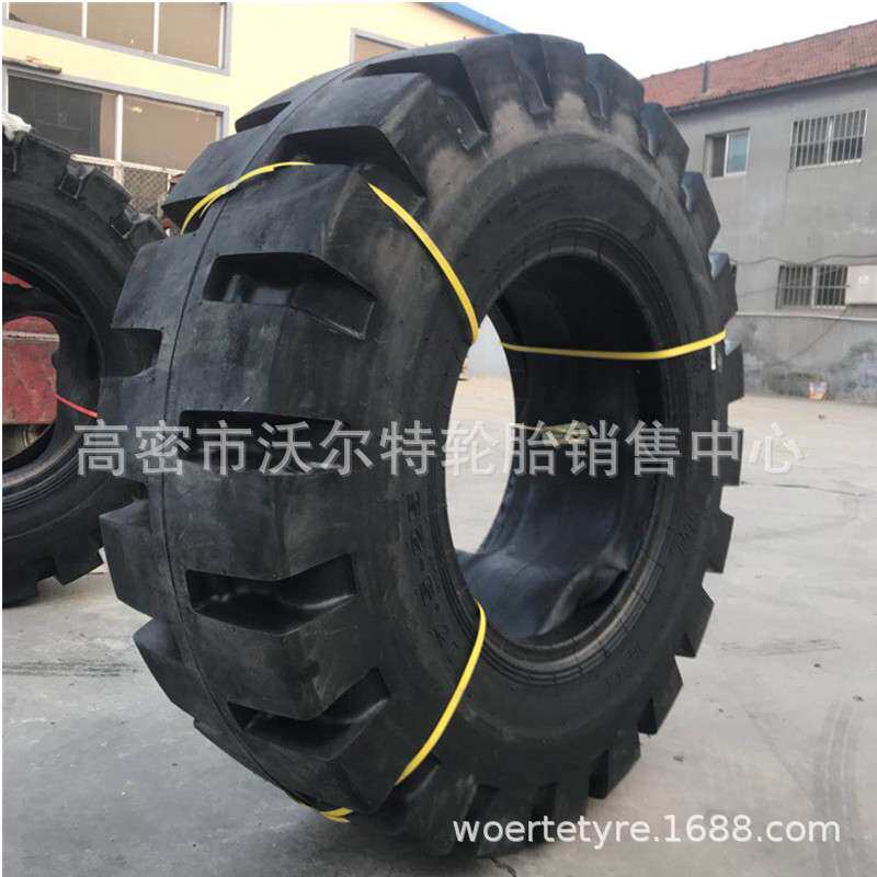 30装载机轮胎 加深直钩L-5花纹17.5-25 23.5-25 工程机械轮胎