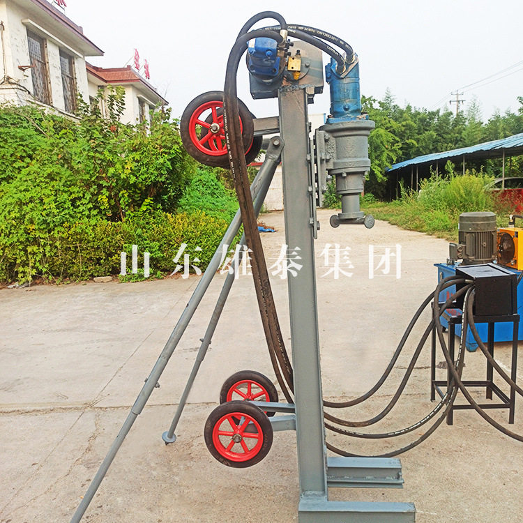 济宁雄泰小型履带潜孔钻机