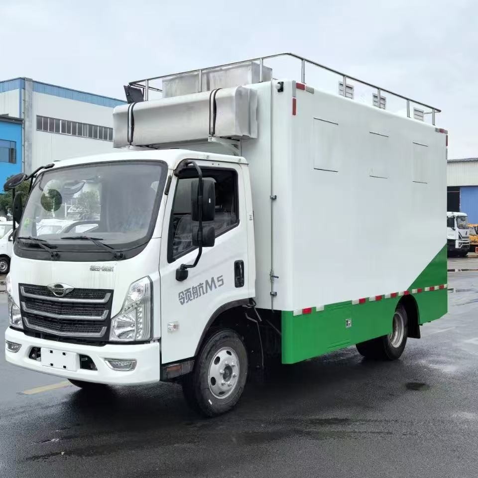 LED广告移动售货车小吃摆摊车