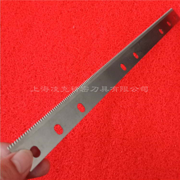 厂家供应齿形切割刀片锯齿型长刀片高速钢材料齿形刀片