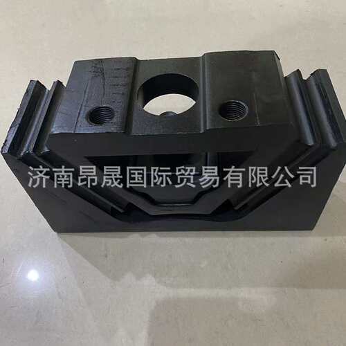 重汽HOWO T7H 汕德卡C7H C9H G7S MAX 发动机后支撑 WG9725592131
