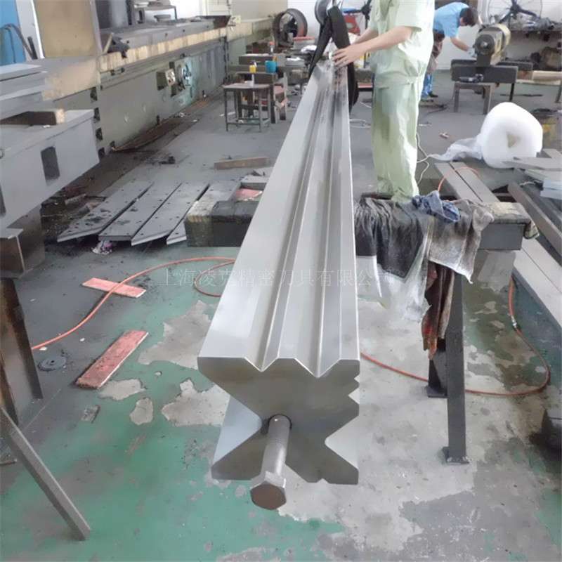 现货供应3200*85*85折弯机下模座 四方槽整体3.2米折弯机模具