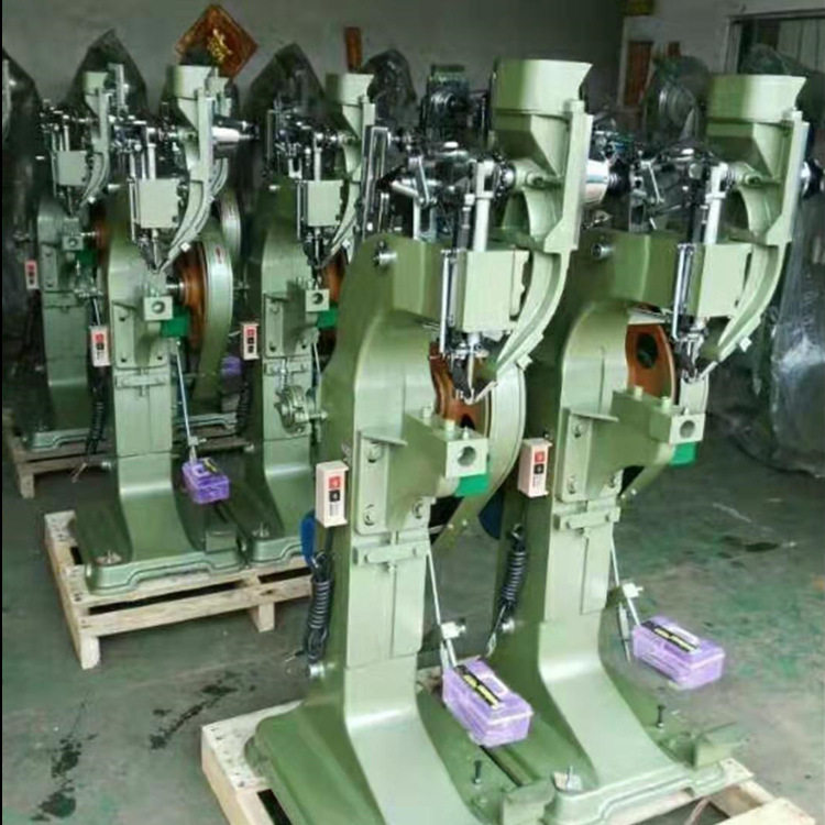 家具椅子四脚铆钉机大盘螺帽