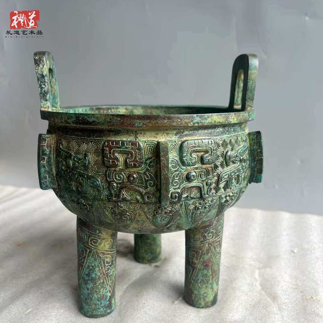 商代后期仿古青铜器工艺品河南安阳妇好鼎纯铜三足圆鼎中式摆件