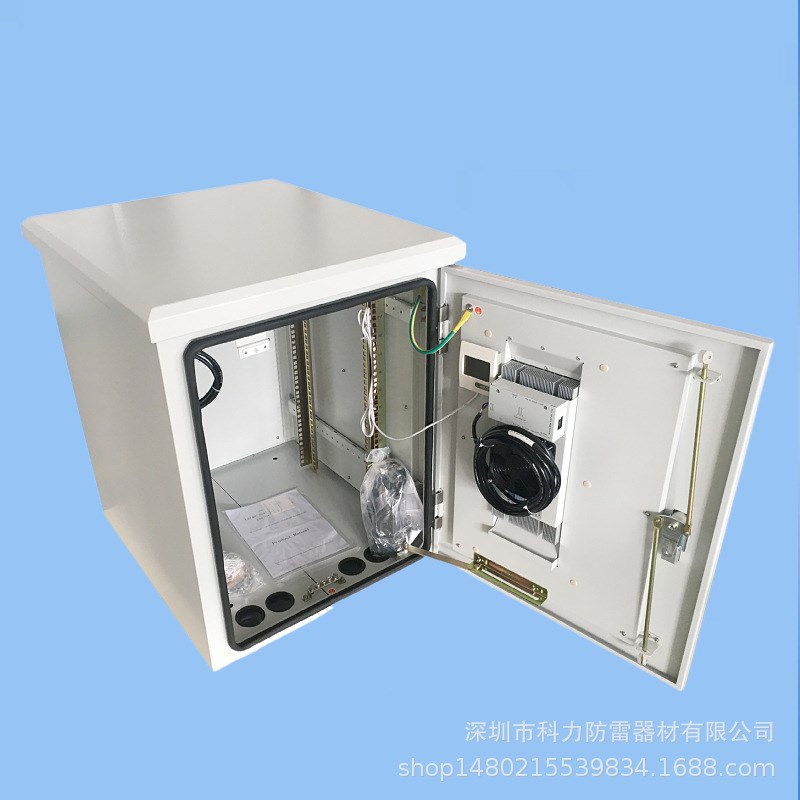 室外综合通信机柜 红绿灯卡v口智能落地机柜 电源网络通信集成箱