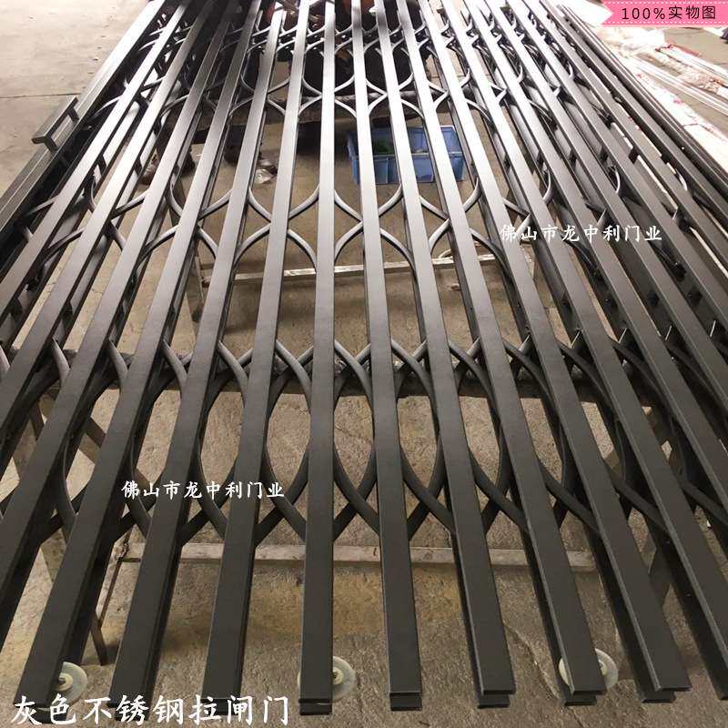 灰色不锈钢拉闸门 楼梯口收缩门 封闭防护推拉门 通风防盗折叠门