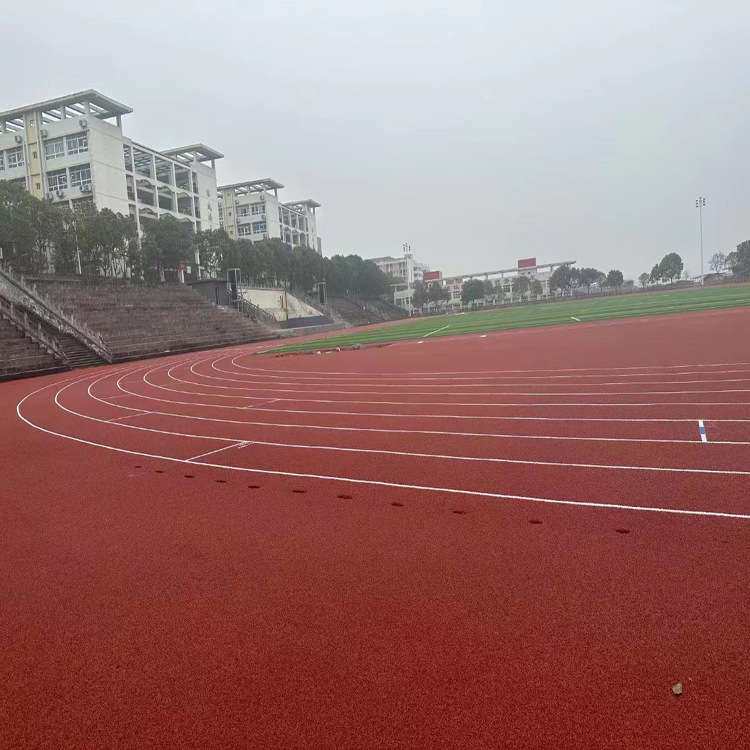广东厂家供应学校操场透气型塑胶跑道 防滑耐磨材料 全国可施工