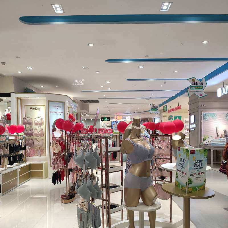 方形内嵌射灯3头斗胆格栅灯36W服装店家具店酒店别墅三头嵌入射灯