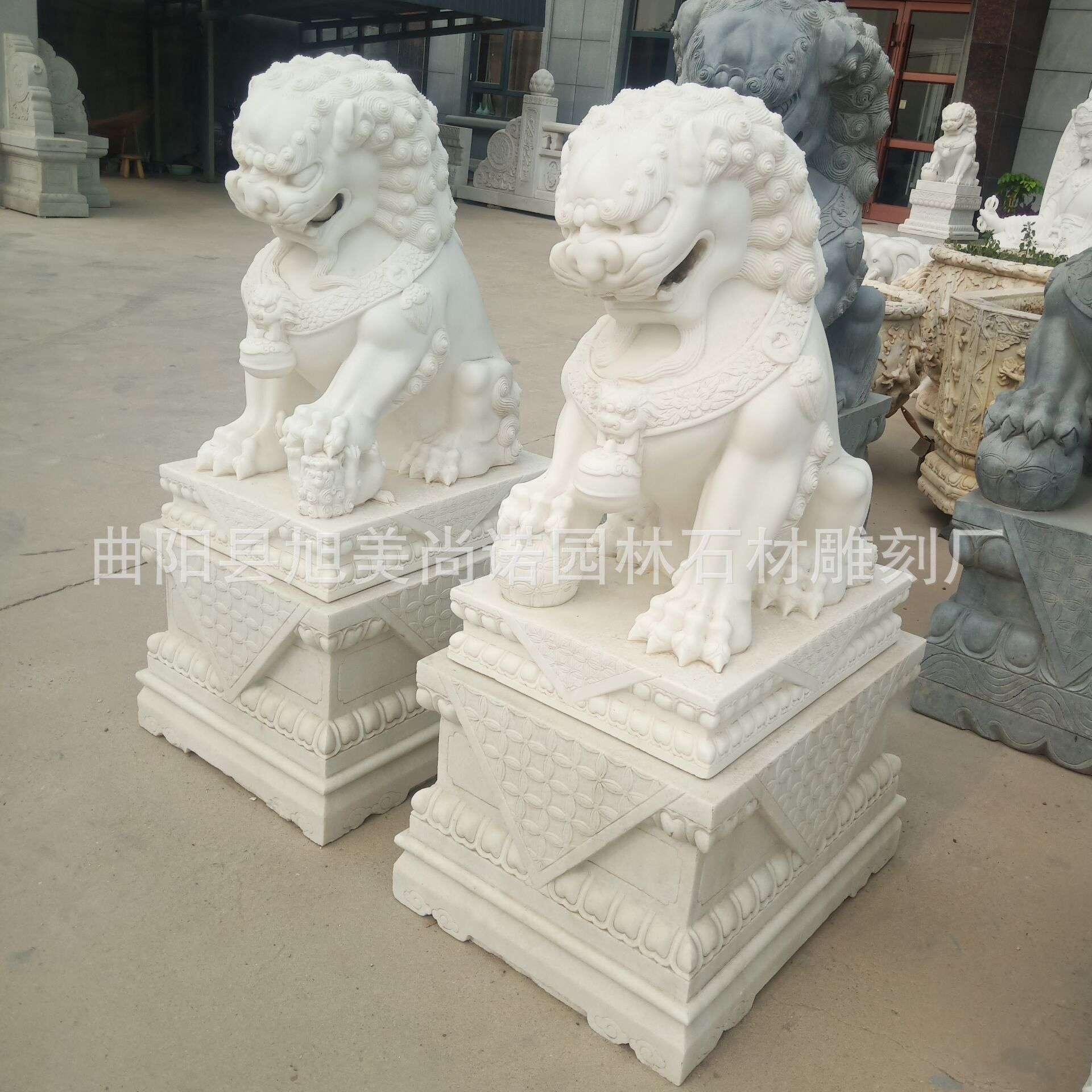 汉白玉北京石狮子公司商场门口石狮子汉白玉各种传统动物石雕摆件