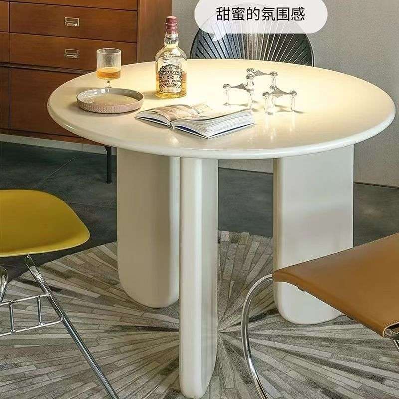北欧圆形餐桌餐桌椅小户型阳台桌椅简约咖啡厅奶油网红休闲桌子