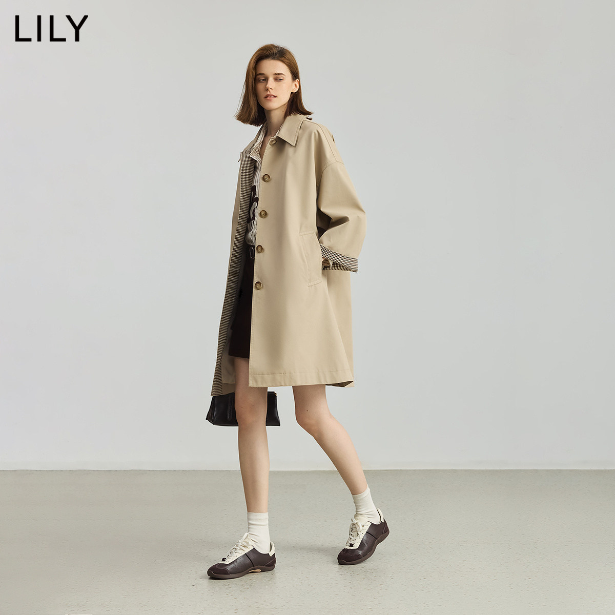 LILY2026春新款女装复古雅丹风休闲气质通勤卡其色风衣外套中长款