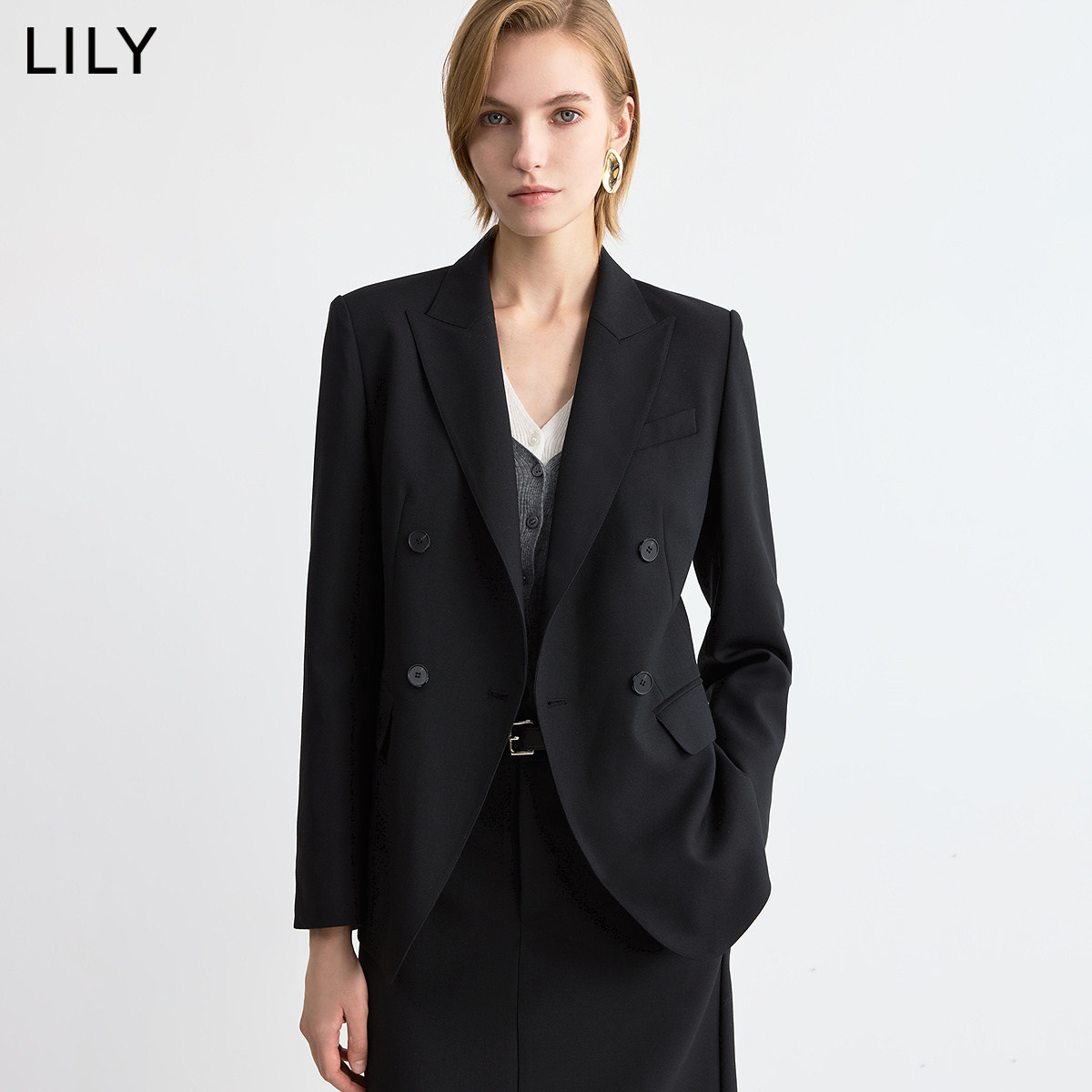 LILY2026冬新款女装羊毛混纺复古宽松通勤轻商务黑色西服西装外套