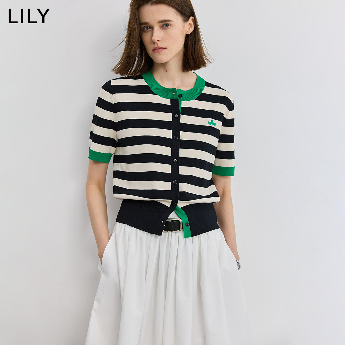 LILY2026夏新款女装设计感复古黑白撞色条纹圆领短袖针织开衫外套
