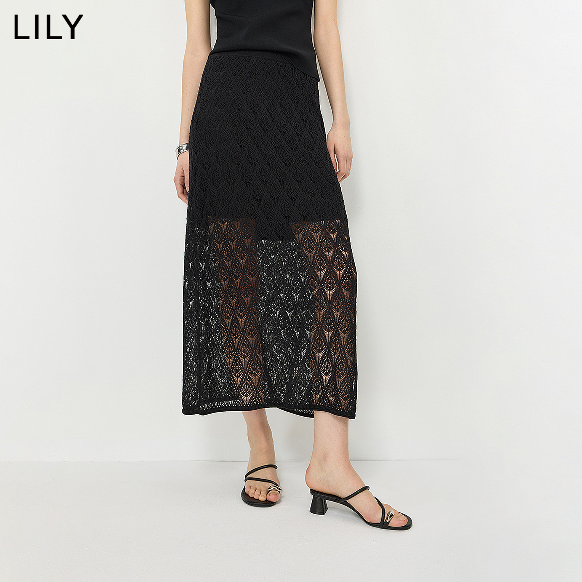 LILY2026夏新款女装含莱赛尔亚麻复古菱形镂空绣花黑色半身裙长裙