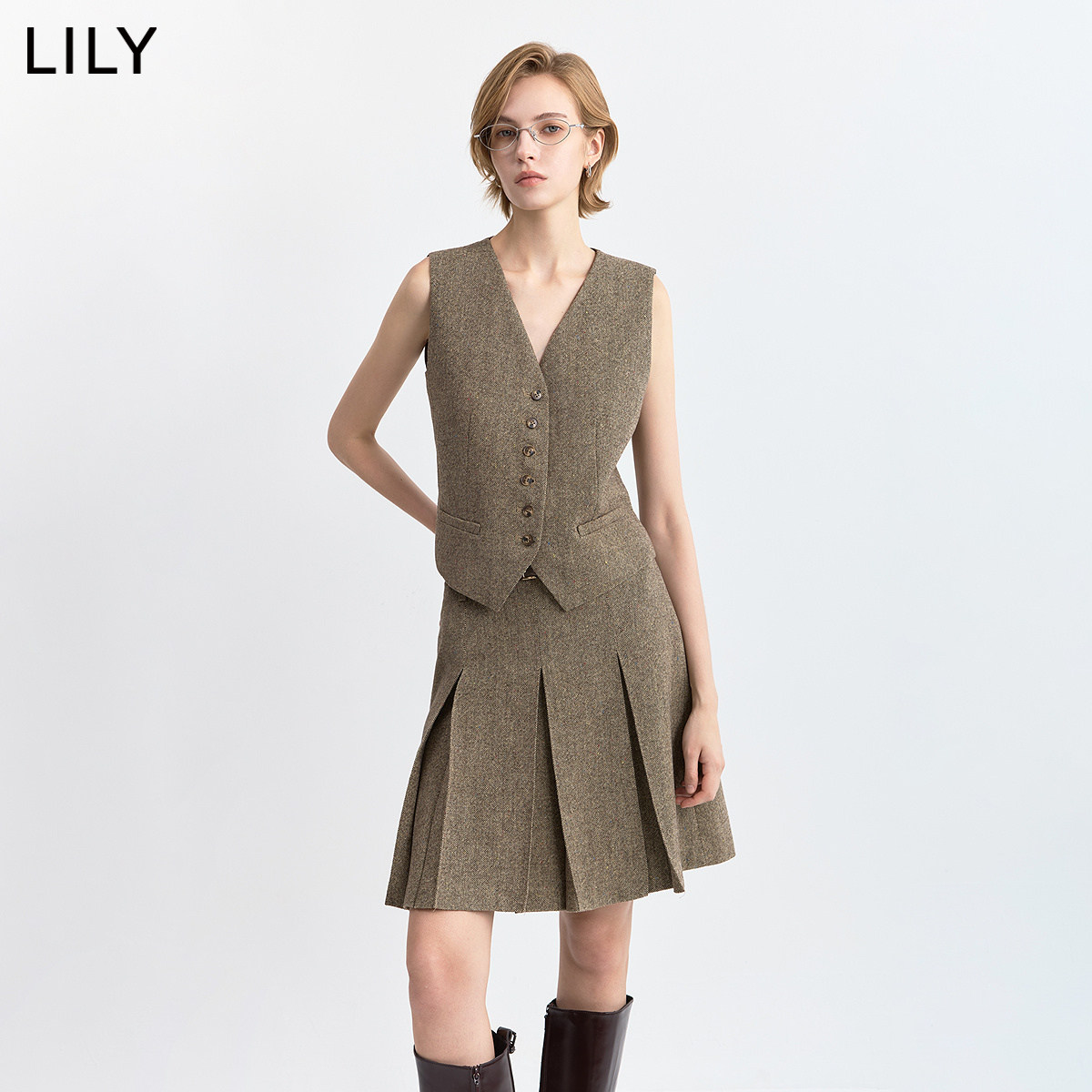 LILY2026冬新款女装复古英伦风粗花呢V领收腰毛呢西装马甲背心