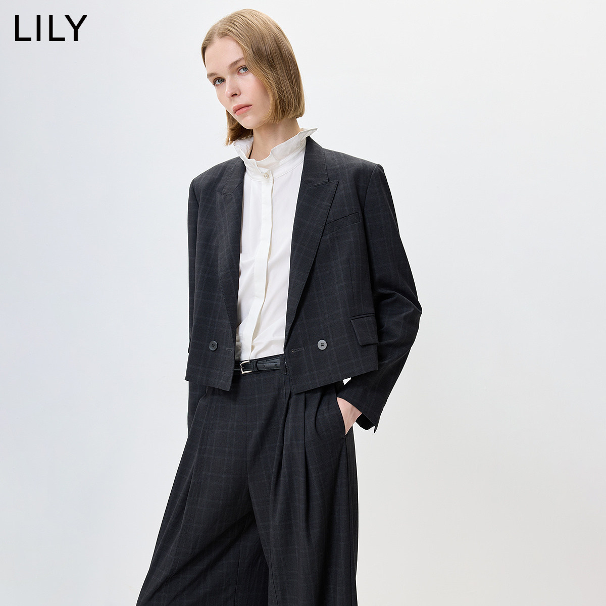 LILY2026秋新款女装格雷系双排扣轻商务休闲通勤格纹西装外套短款