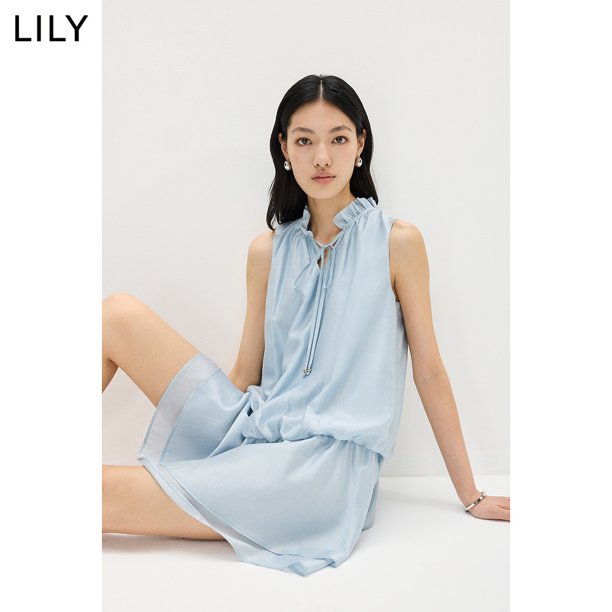 LILY2026夏新款莫代尔醋酸混纺法式气质浅色无袖花苞连衣裙女短裙