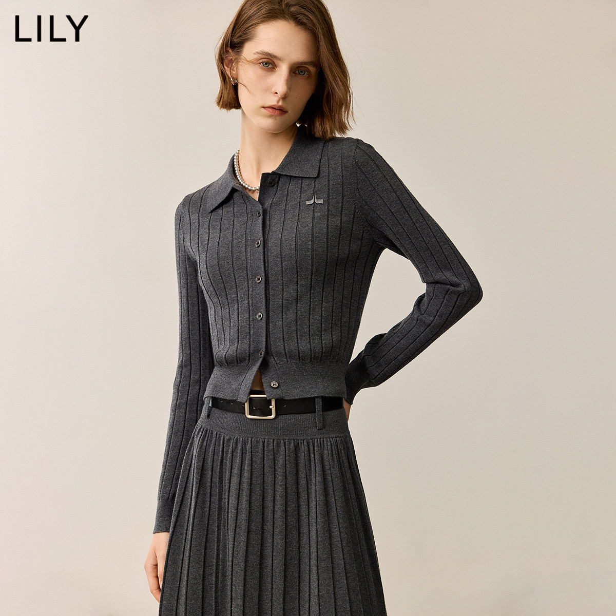 LILY2026冬新款女装格雷系学院风POLO领修身气质通勤针织开衫外套