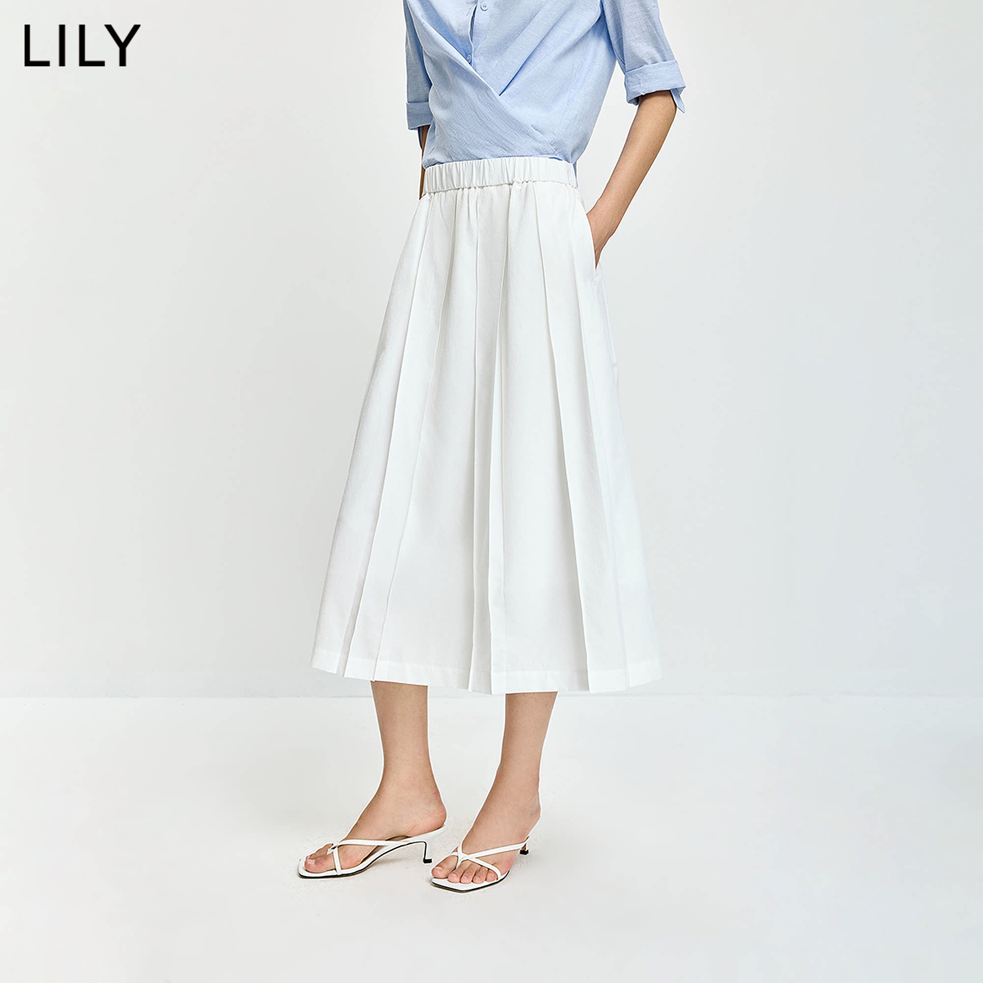 LILY2026夏新款简约气质宽松休闲通勤百搭白色A字半身裙百褶裙女